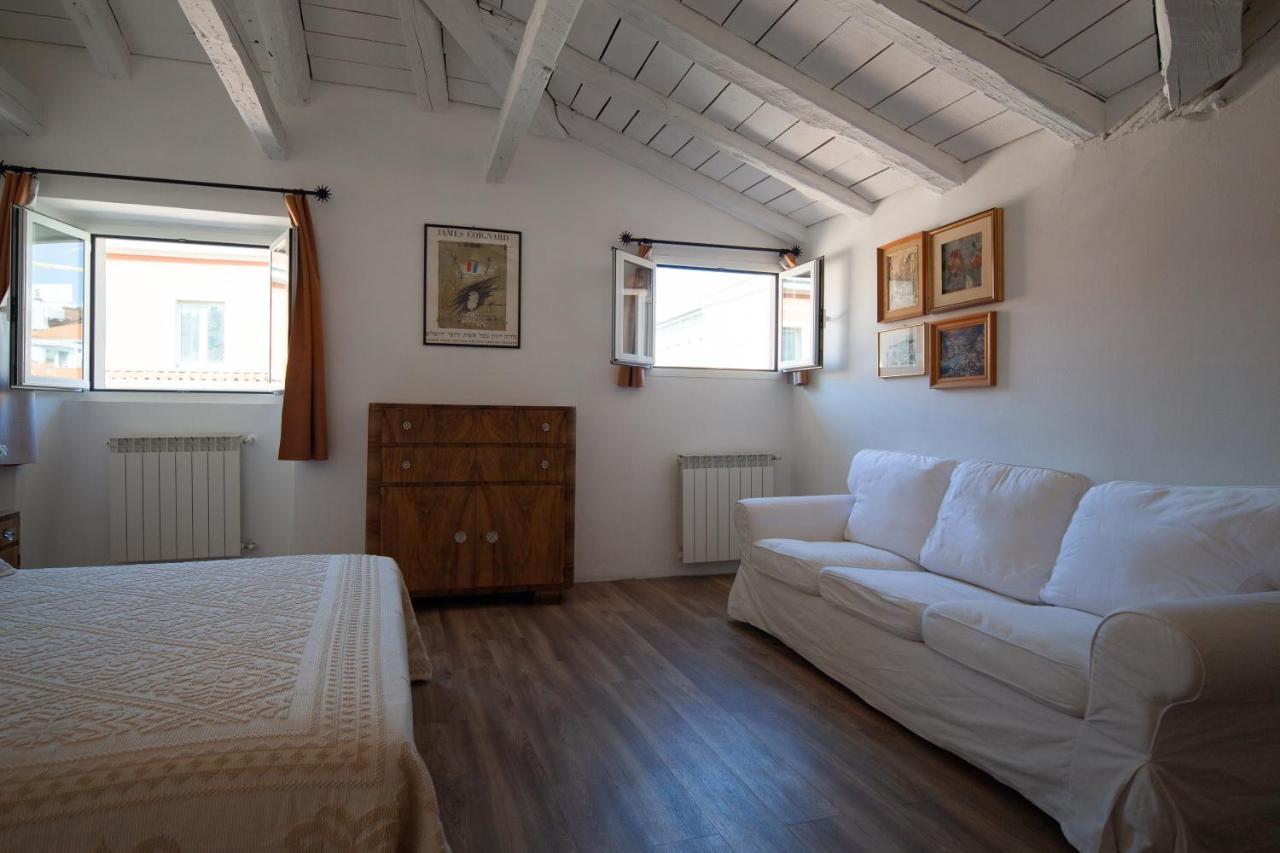 Serravallo'S Apartments Big Trieste Dış mekan fotoğraf
